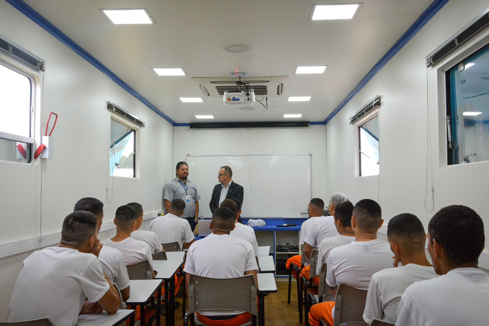 Com apoio do Senai, projeto educacional vai levar capacitação a custodiados no Paraná