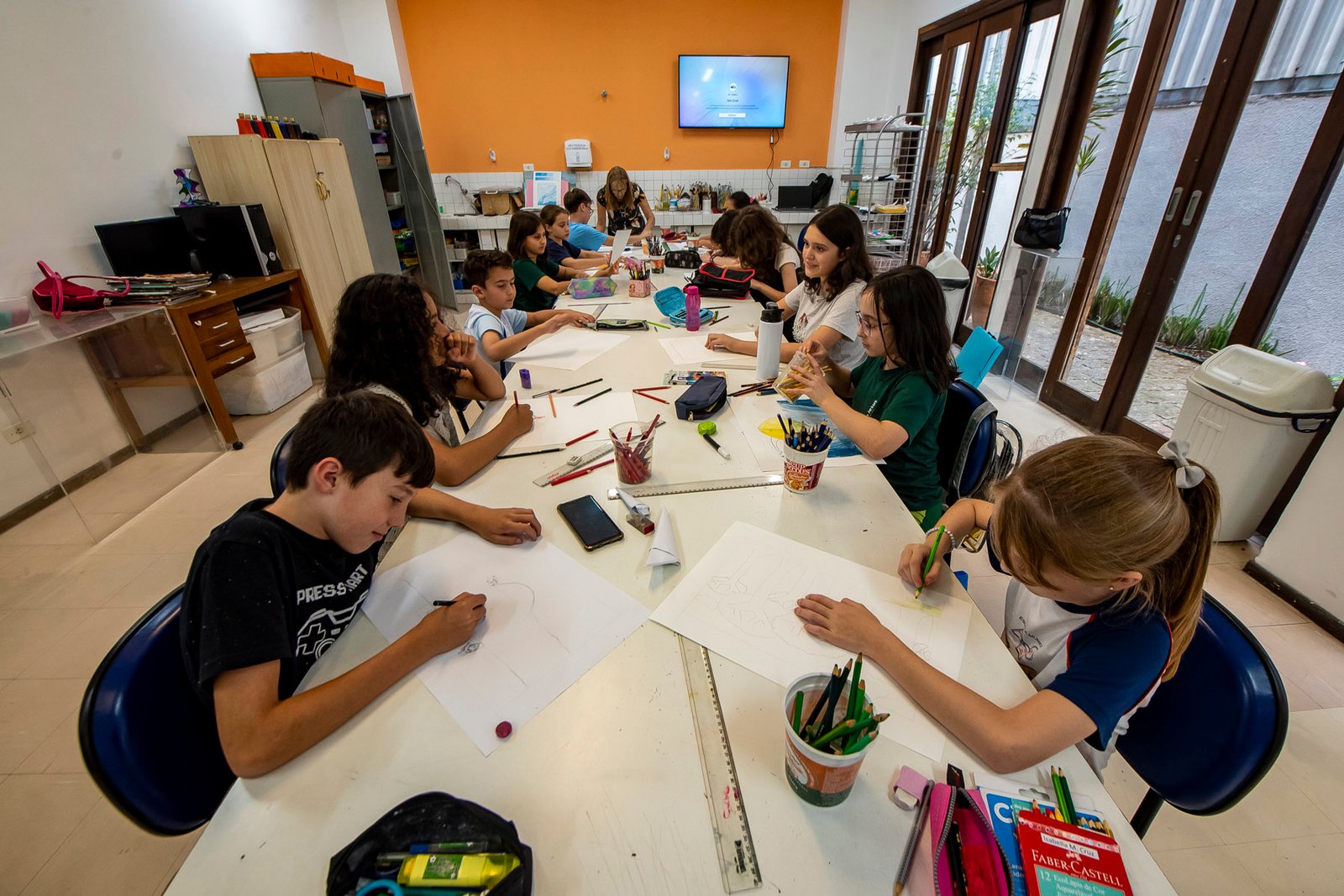 Centro Juvenil de Artes Plásticas abre 4º Concurso Paranaense de Desenho, celebrando os 70 anos da instituição