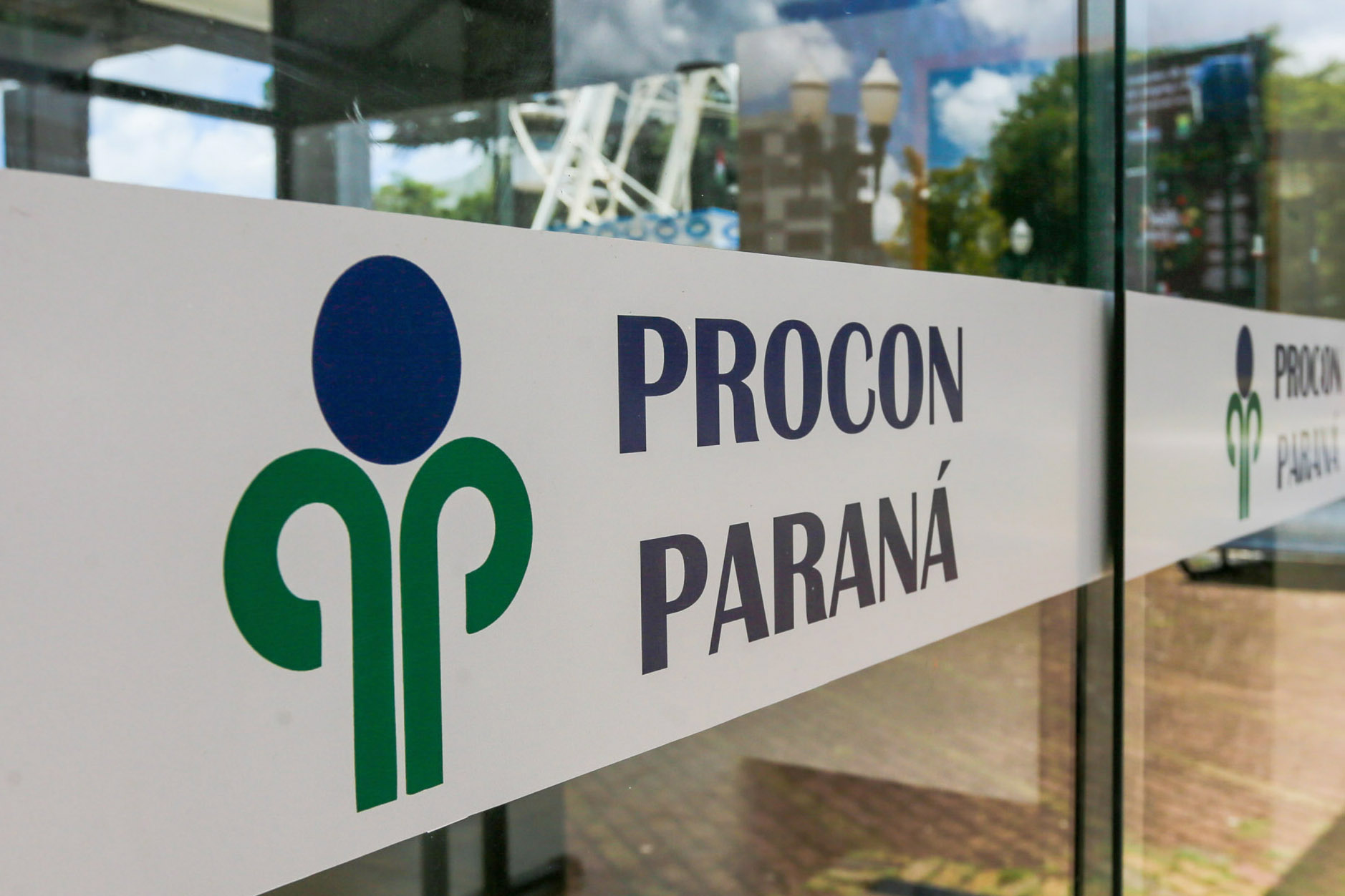 PROCON-PR oferece cursos gratuitos sobre Direitos do Consumidor