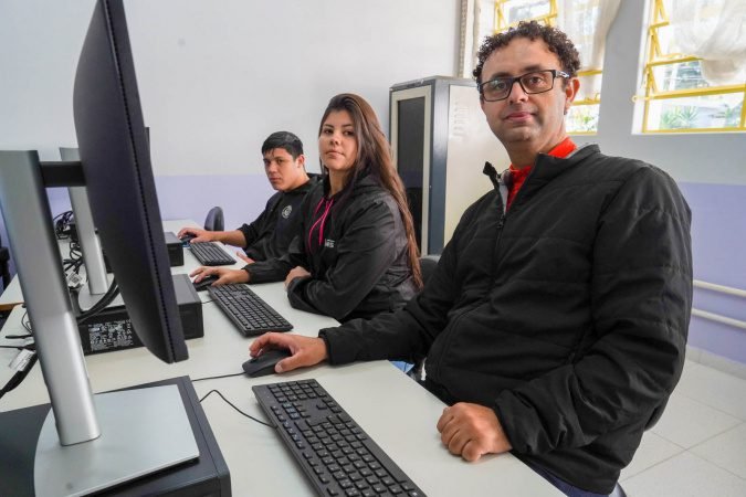 Estado e Senac ofertam 2.370 vagas em cursos gratuitos para alunos da EJA – Cursos Paraná – PR