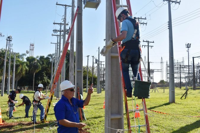 Futuros eletricistas participam de curso gratuito da Copel; inscrições ainda estão abertas – Cursos Paraná – PR